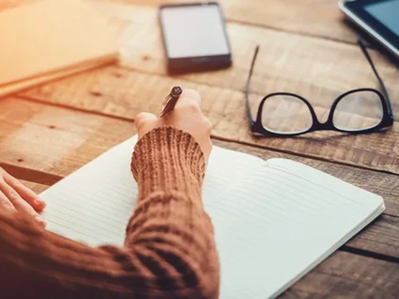 How to Avoid Getting Scammed by Contractors: A Homeowner’s Survival Guide
